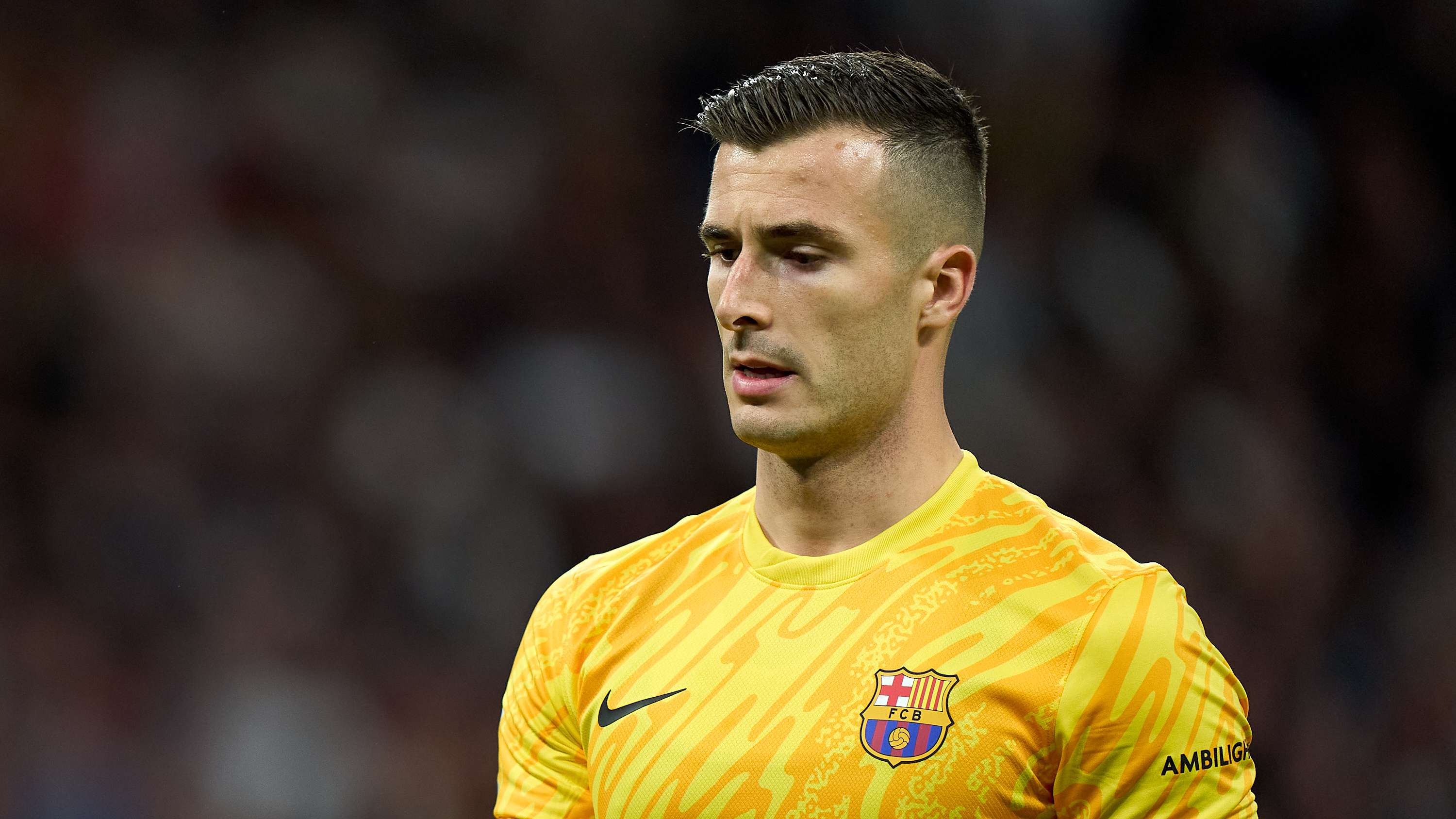 西甲激战：西班牙人勇闯赫塔费展开一场火花四溅的较量